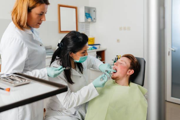 Best Emergency Dental Services for Seniors in Montpelier, IN